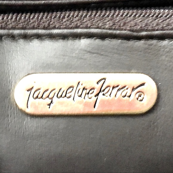 Jaqueline Ferrara Womans Brown Leather ShoulderBag - Picture 7 of 8